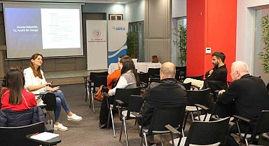 AYTO'dan iş dünyasına İletişim ve Markalaşma Eğitimi