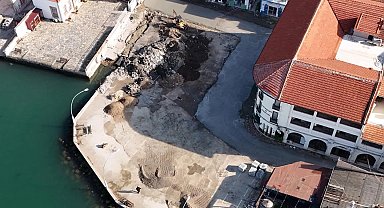 Ayvalık'ın denize açılan yeni meydanına modern dönüşüm