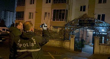 Baba-oğul arasındaki kavga kanlı bitti: 1'i ağır 2 yaralı