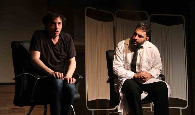 Bağımlılık Farkındalığı Tiyatro Oyunu Fethiye'de Öğrencilerle Buluştu