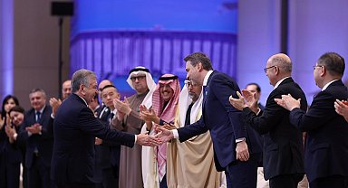 Bakan Bayraktar, Özbekistan Cumhurbaşkanı Mirziyoyev tarafından kabul edildi