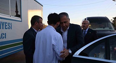 Bakan Yerlikaya, Kozan'da taziye ziyaretinde bulundu