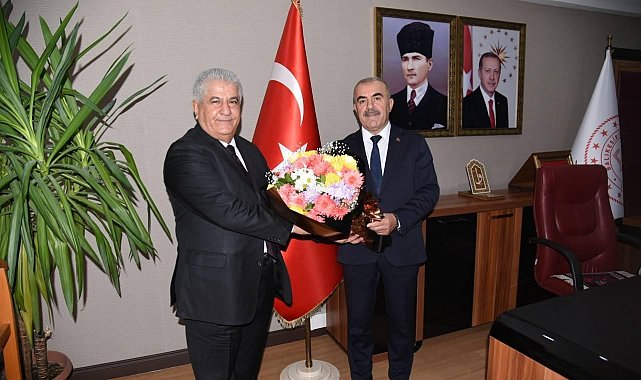 Balıkesir Milli Eğitim'de devir teslim töreni yapıldı