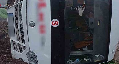 Bandırma'da okul servisi kaza yaptı 8 öğrenci hastaneye kaldırıldı