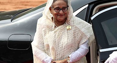 Bangladeş'te devrik Başbakan Hasina'ya yolsuzluktan 5 yıl hapis cezası