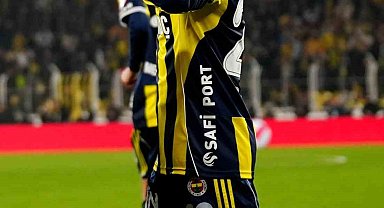 Bartuğ Elmaz, derbiye devam edemedi