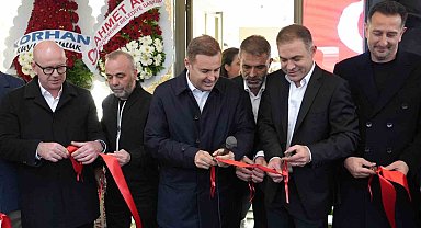 Başkan Akın ve Milletvekili Sarı açılışta buluştu