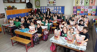 Başkan Altay 31 ilçedeki 220 bin çocuğa şivlilik mutluluğu yaşattı
