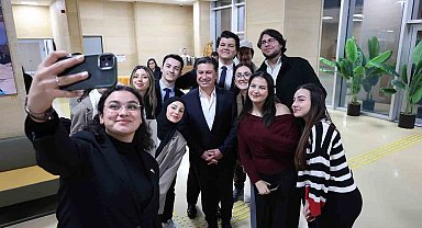 Başkan Aras: "Gençlerden gelen her fikri desteklemeye hazırız"