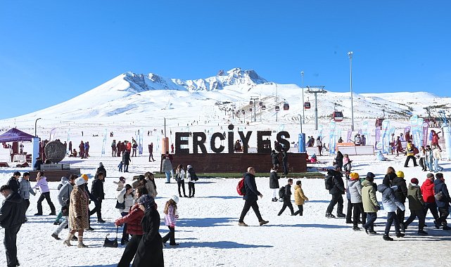 Başkan Büyükkılıç: "Erciyes'te bu sene hedefimiz 3 milyon ziyaretçi"