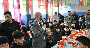 Başkan Çolakbayrakdar: "Meslek sahibi olmak, güçlü bir geleceğin anahtarıdır"