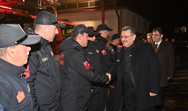 Başkan Genç'ten yılbaşında görev yapan personele ziyaret