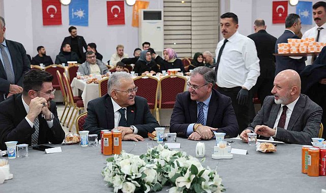 Başkan Özdoğan : "Hacılar, birlik ve dayanışmanın ilçesidir"