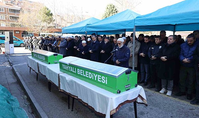 Başkan Öztürk'ün hayatını kaybeden kayınvalidesi son yolculuğuna uğurlandı