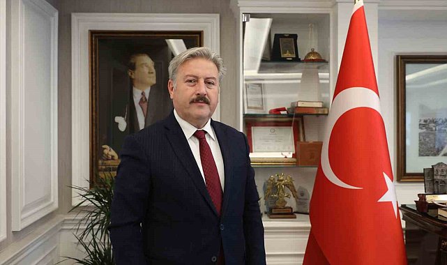 Başkan Palancıoğlu: "Bu anlamlı gece insanoğlu için manevi bir fırsattır"