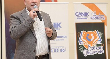 Başkan Sandıkçı: "Eğitimin her aşamasında öğrencilerin yanındayız"