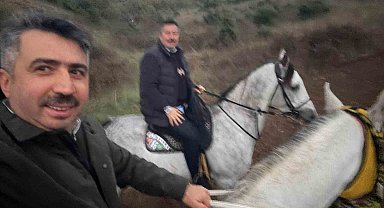 Başkanlar ata binerek stres attı