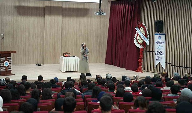 Battalgazi'de "Uzaktan Sevmek Kudüs" programına yoğun ilgi