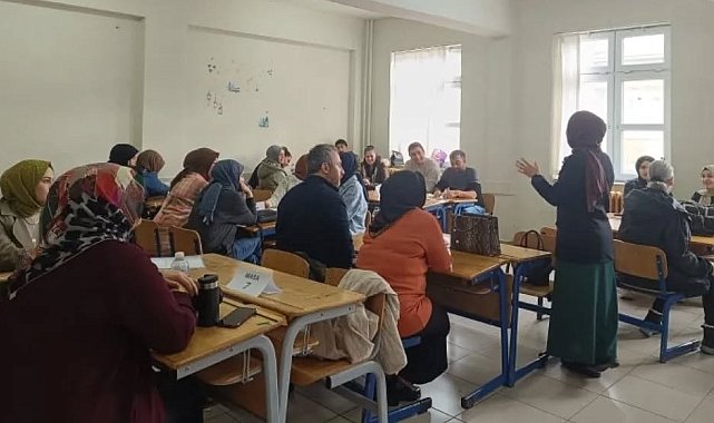 Bayburt'ta Harezmi Eğitim Modeli öğretmen eğitimleri tamamlandı