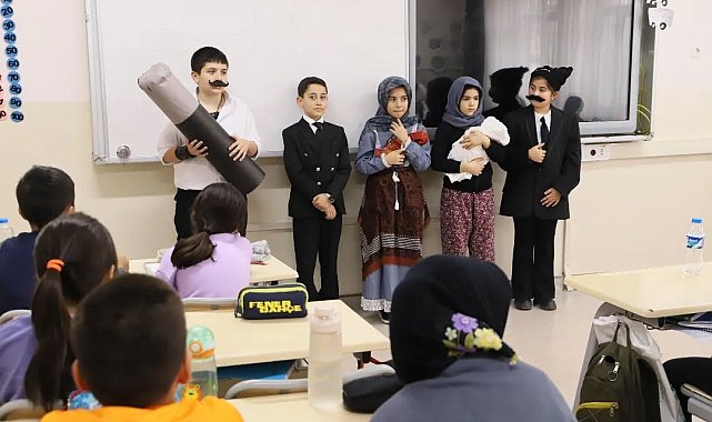 Bayburt'ta öğrencilere 'Okuma Halkaları Projesi' ile kitap okuma alışkanlığı kazandırılıyor