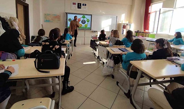 Bayburt'ta öğrencilere sıfır atık ve çevre farkındalığı eğitimi verildi