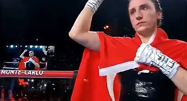 Bayburtlu Elif Nur Turhan dünya şampiyonu oldu