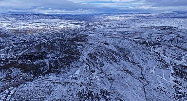Beyaz örtüyle kaplanan Çankırı havadan görüntülendi