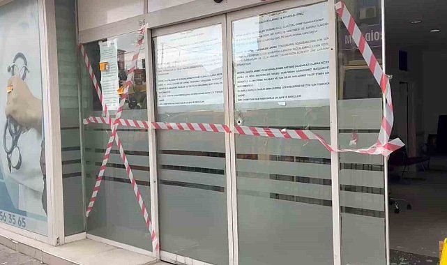 Beyoğlu'nda özel hastaneye ateş açıldı