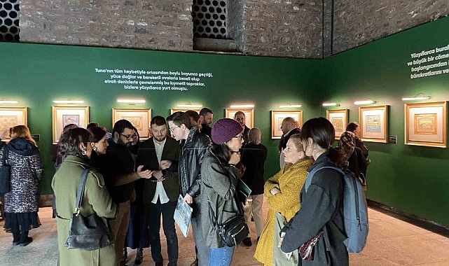 Beyoğlu'nda "Rumeli'de Kaybolan Osmanlı İzleri" minyatür sergisi sanatseverlerle buluştu