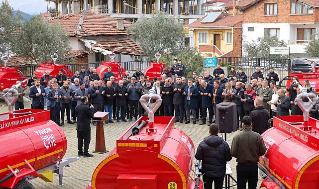 Bilecik'te 20 yeni yangın söndürme tankeri köylere teslim edildi