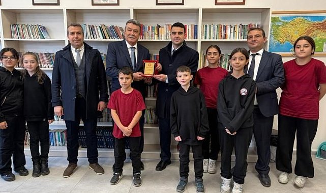 Bilecik'te hayırsever desteğiyle okul kütüphanesi yenilendi