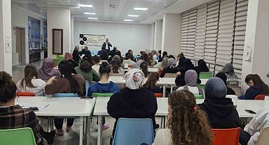 Bilecik'te öğrencilere üç aylar programı düzenlendi