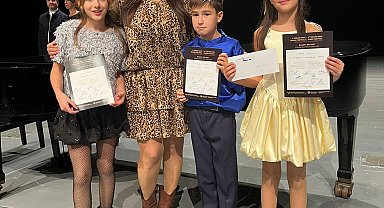 Bilecikli öğrenciler Kıbrıs'taki piyano festivalinden ödülle döndü