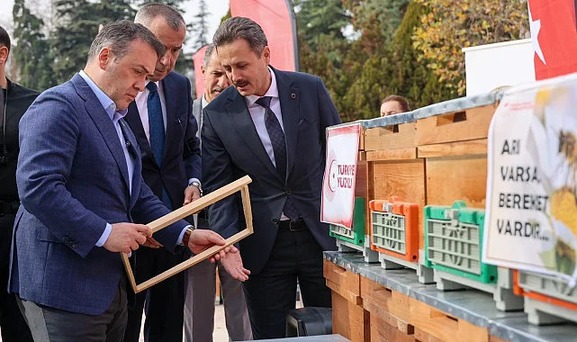Bilecik'te arıcılara bin yeni kovan dağıtıldı