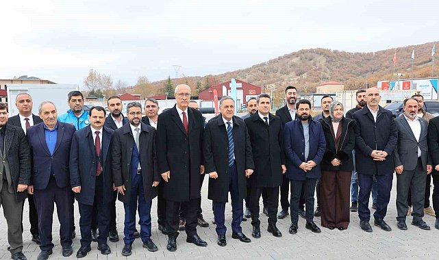 Bingöl'e 5 yeni ambulans ve 2 UMKE aracı tahsis edildi