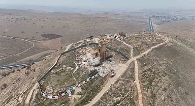 Bir yılda 400 bin kişi 3 bin yıllık kaleye çıktı