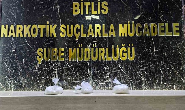 Bitlis'te 3 kilo 210 gram metamfetamin ele geçirildi