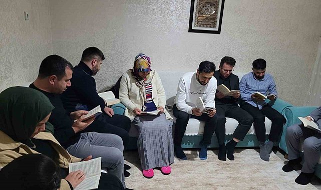 Bitlis'te "Ailece Kitap Okuyoruz" buluşması