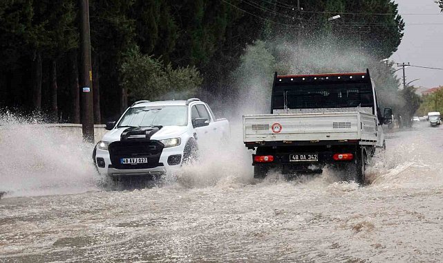 Bodrum, Marmaris ve Datça'ya kuvvetli yağış uyarısı