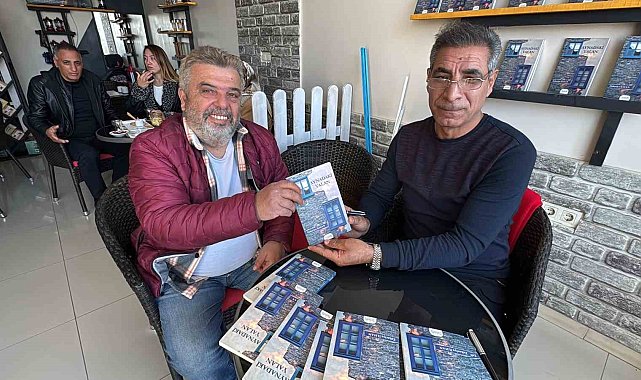 Bodrum'da emekli polis memurundan şiir kitabı imza gününe yoğun ilgi