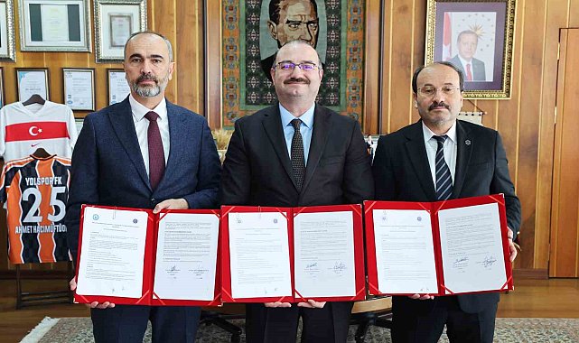 Bölgesel gelişime katkı sunacak iş birliği protokolü için imzalar atıldı