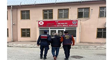Bolu'da 40 yıl 10 ay hapis cezasıyla aranan firari hükümlü yakalandı