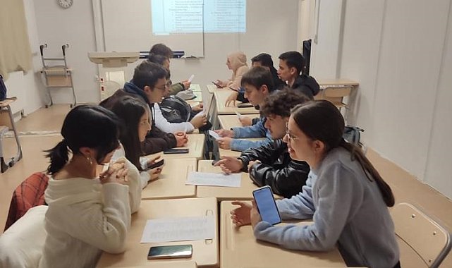 BŞEÜ'de İngilizce pratik etkinliği