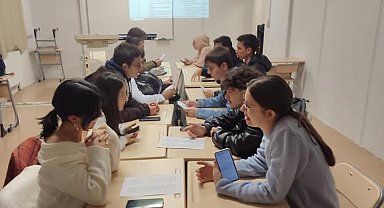 BŞEÜ'de İngilizce pratik etkinliği