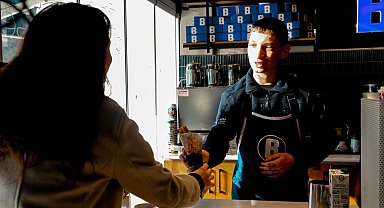 Bursa Büyükşehir'de engeller sevgiyle aşılıyor