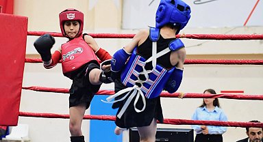 Bursa Osmangazi'de Muay Thai rüzgarı