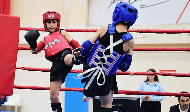 Bursa Osmangazi'de Muay Thai rüzgarı