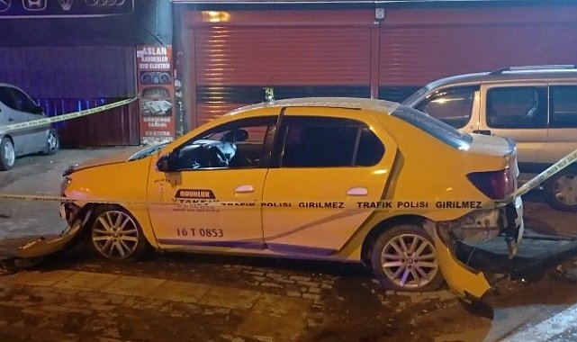 Bursa'da gasp edilen ticari taksi yarım saatlik kovalamacayla durduruldu