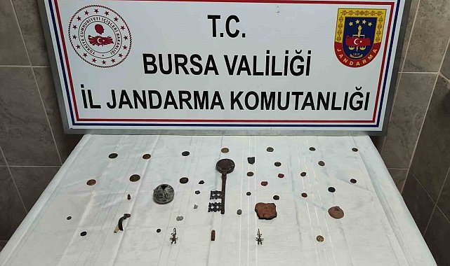 Bursa'da "Anadolu Mirası Operasyonu": 42 tarihi eser ele geçirildi