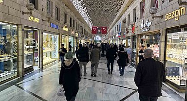 Bursa'da Vakıfların fahiş kira zammı esnafı vurdu